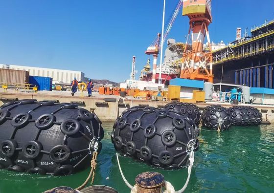 Versatile Yokohama Pneumatic Fender For Various Marine Applications And Conditions